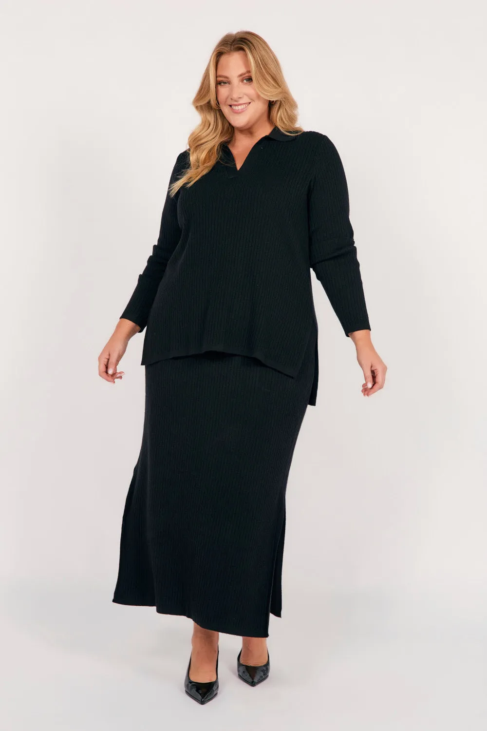 Collared Knitted Top in Black