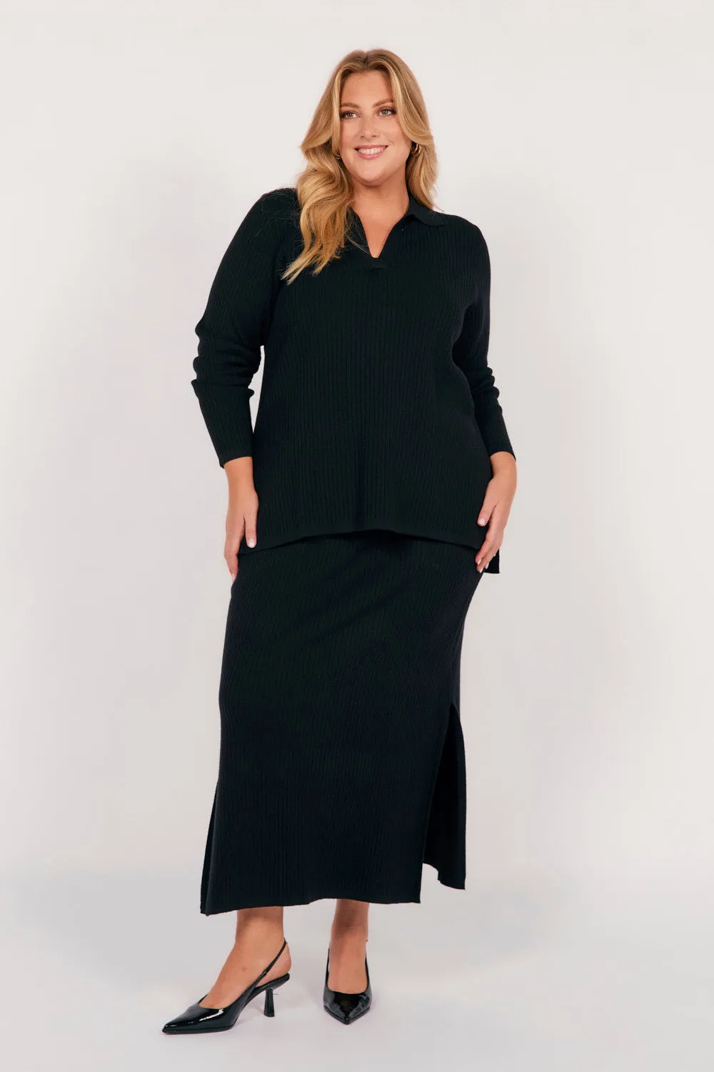 Collared Knitted Top in Black