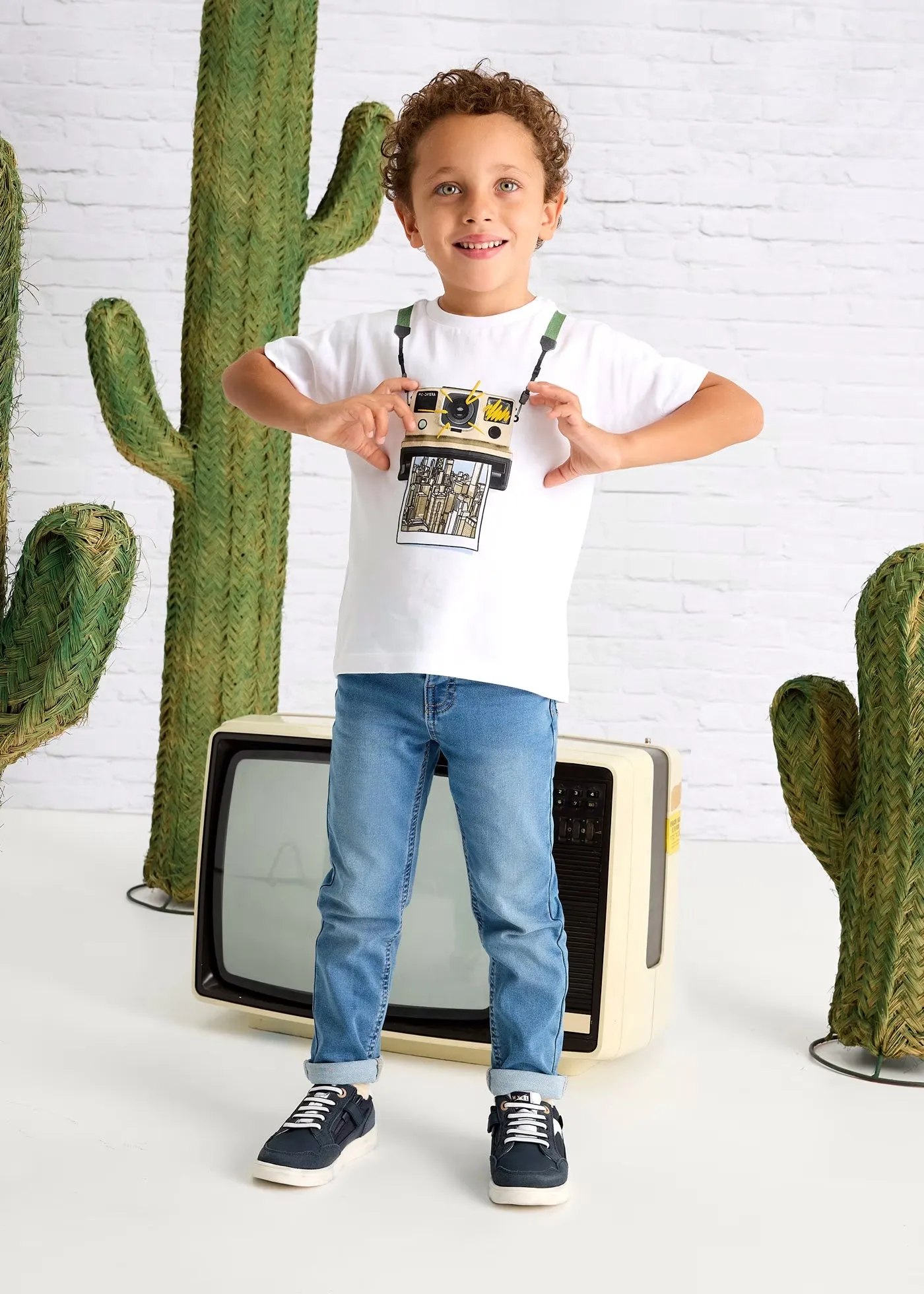 Jett Scenery Tee - White