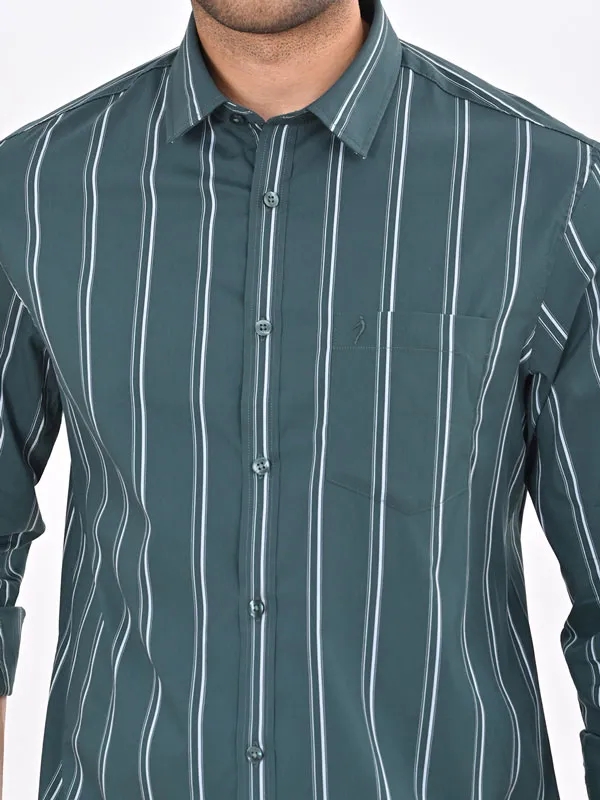 Men Striped Full Sleeve Cotton Blend Shirt