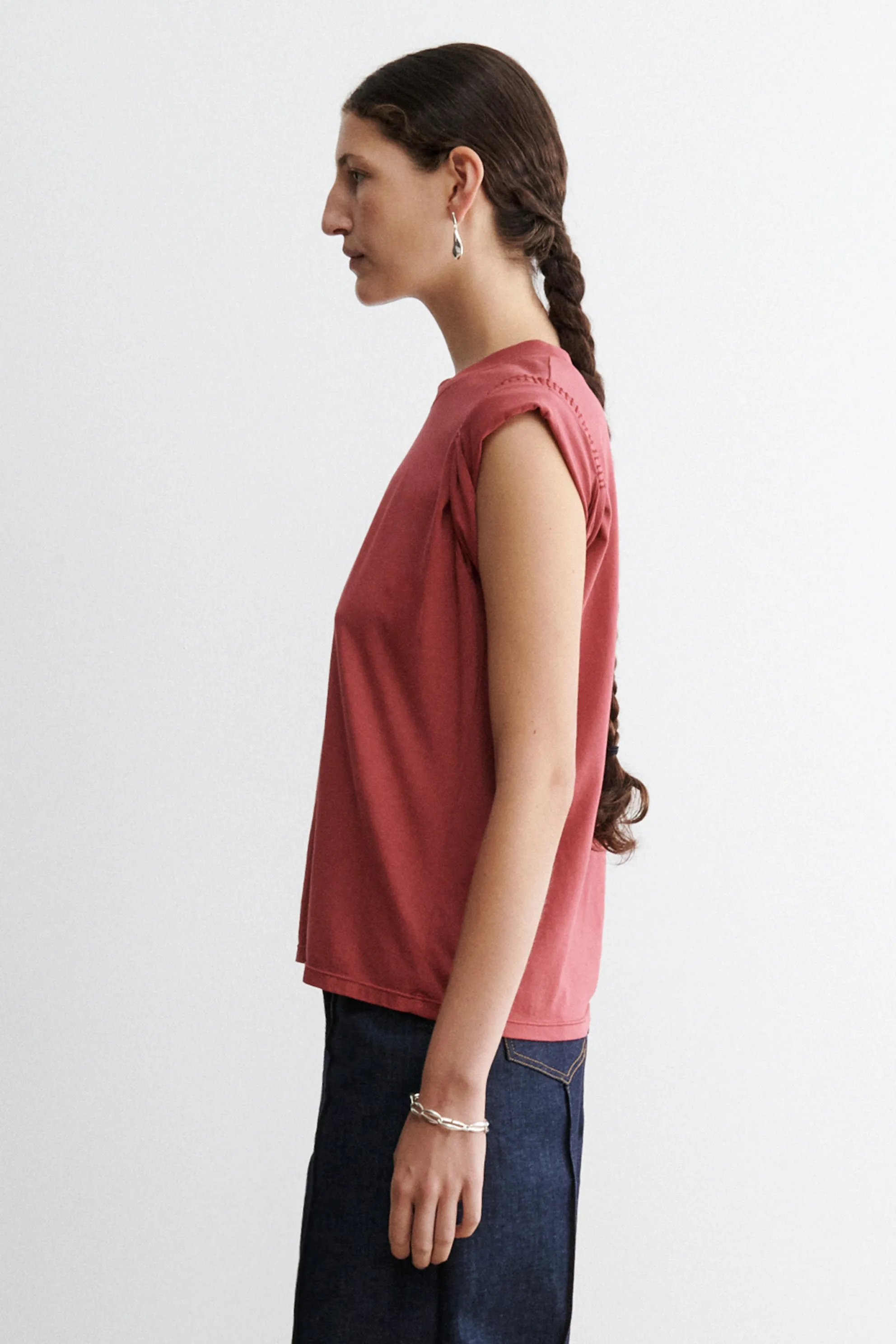 Miles Tee