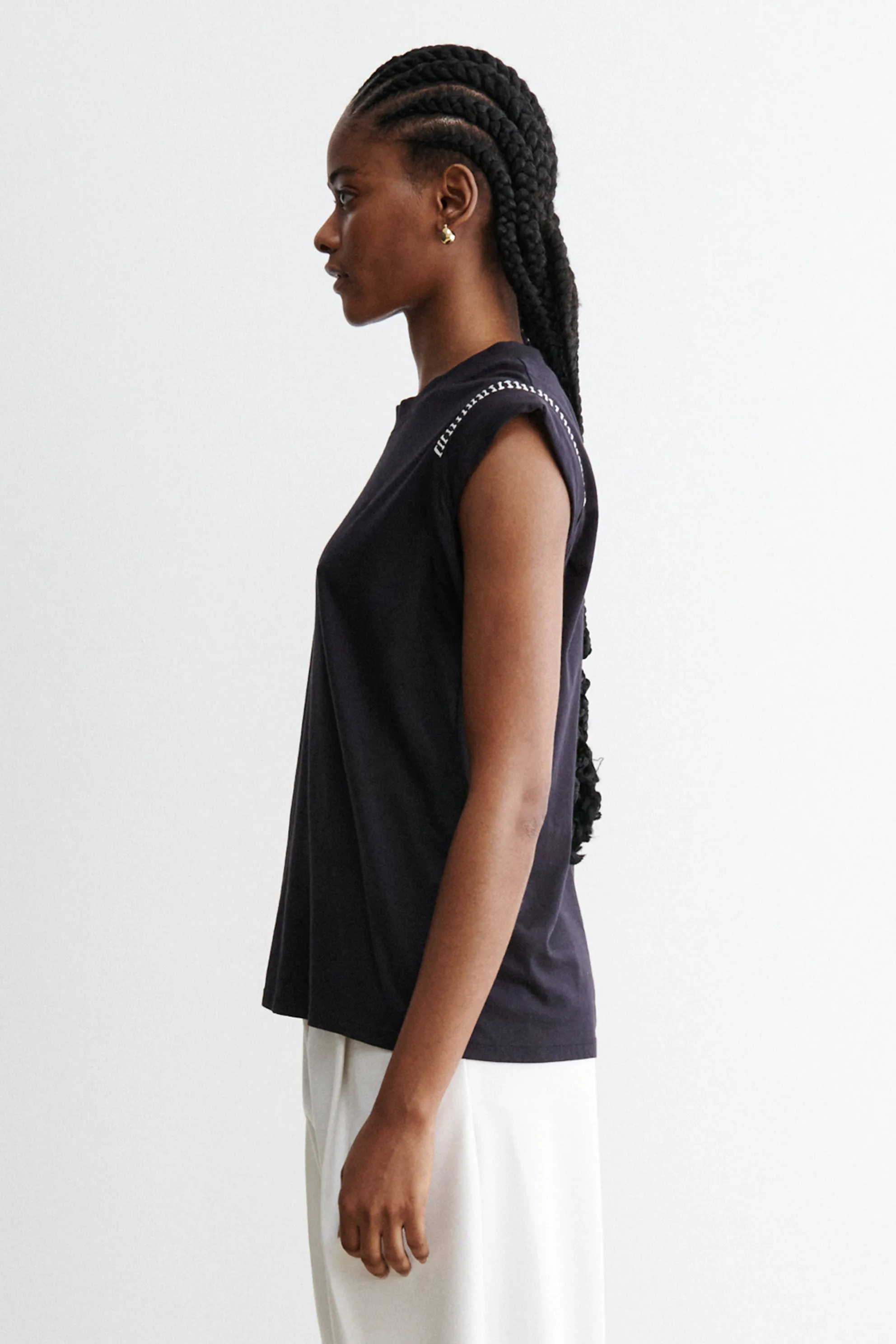 Miles Tee