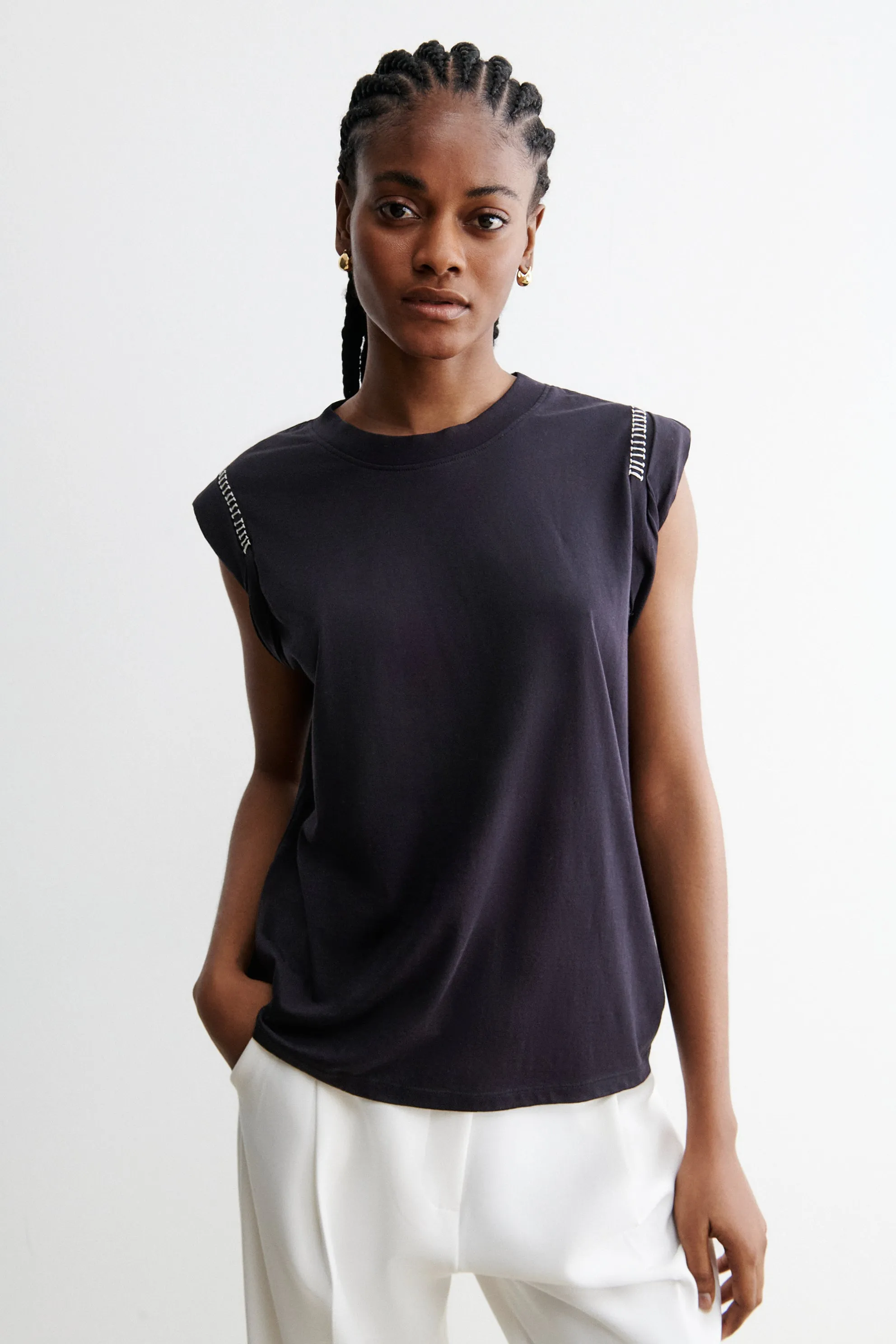 Miles Tee