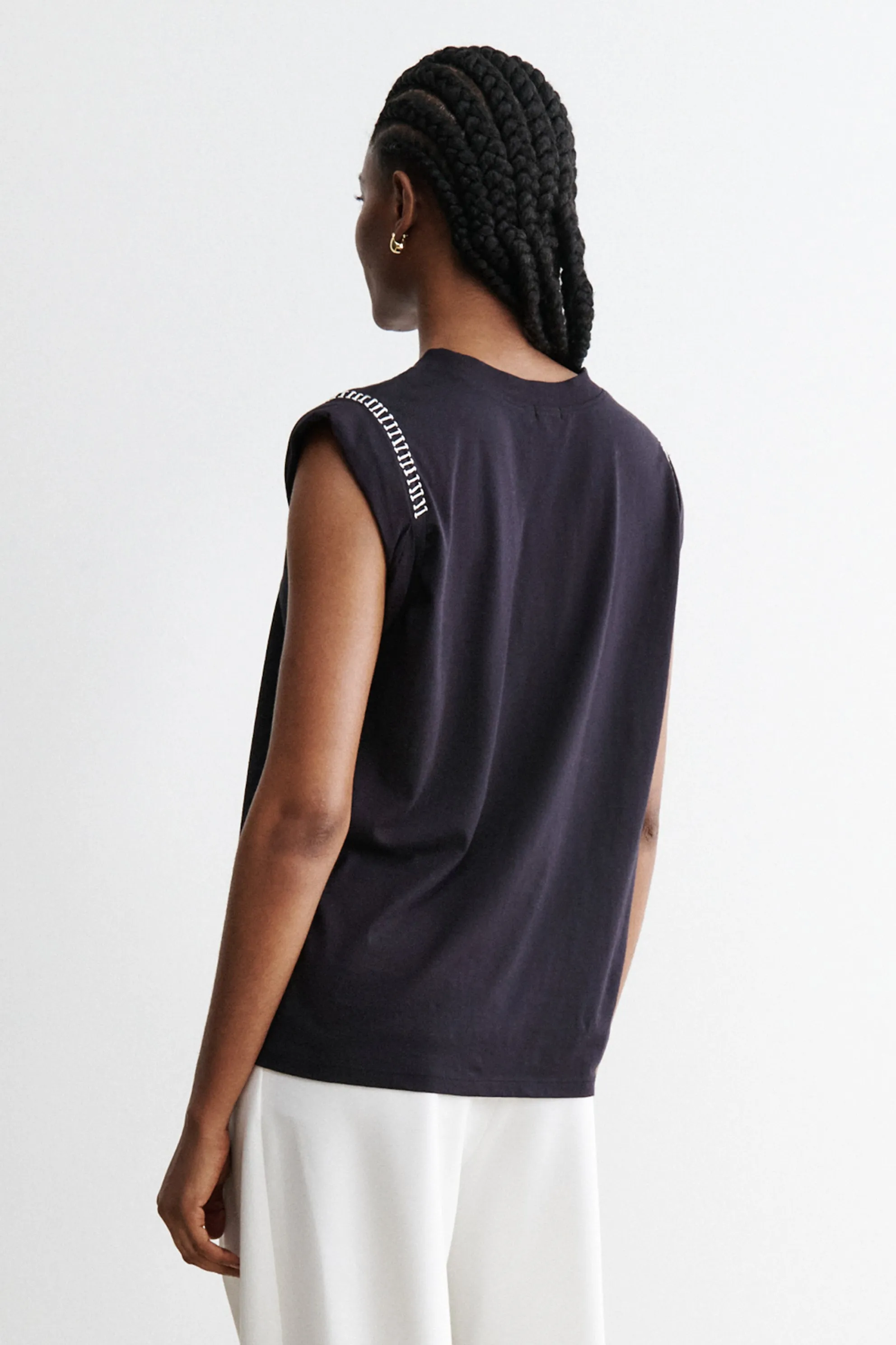 Miles Tee