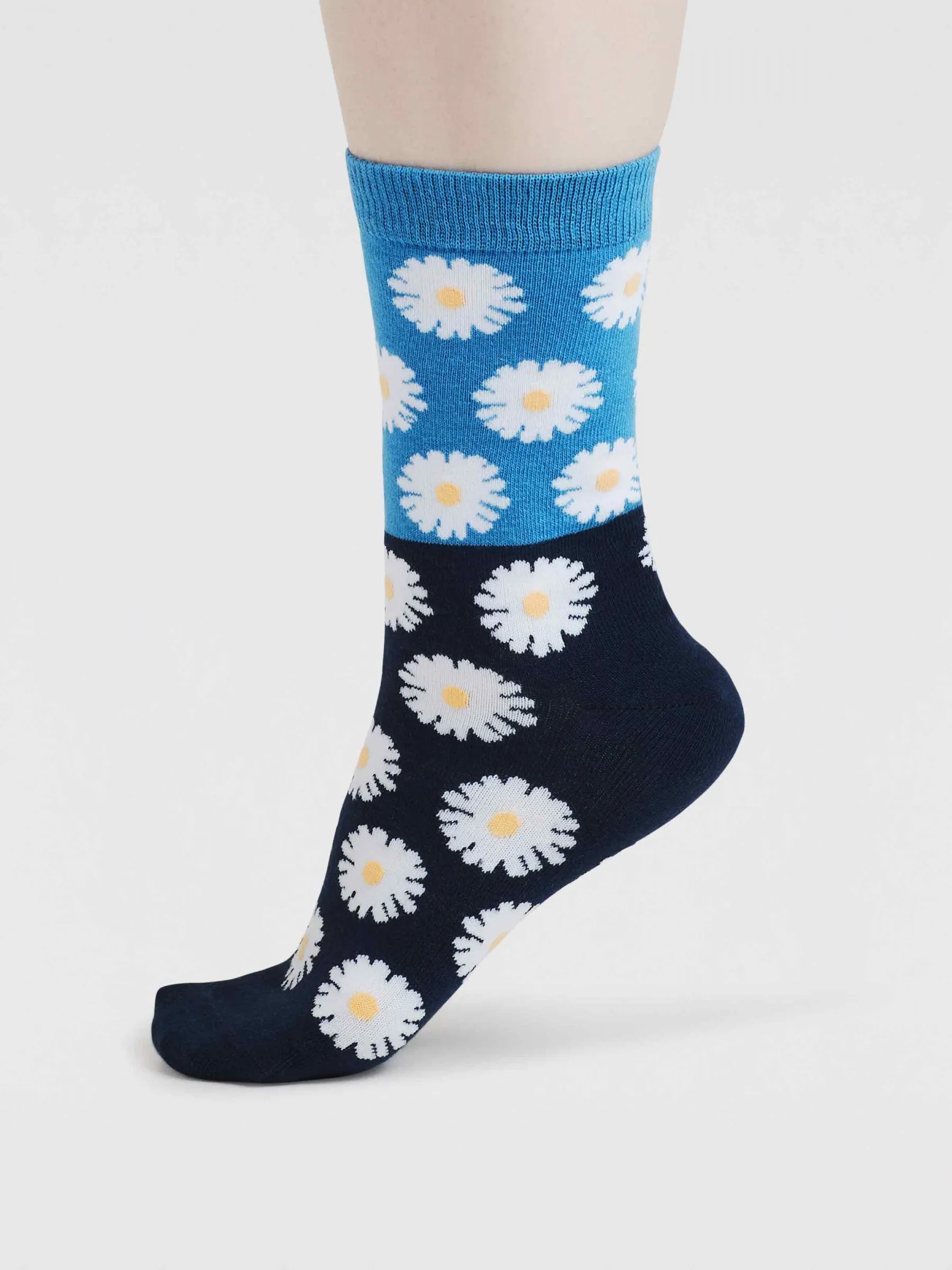 Womens Daisy Floral Organic Cotton Socks - Sea Blue